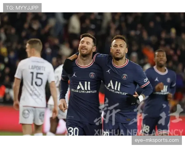 巴黎圣日耳曼内忧外患：战术失衡与更衣室矛盾动摇豪门根基